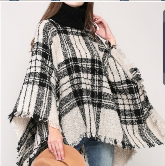 Sale Cream Black Poncho Sweater - Picture 5 of 7